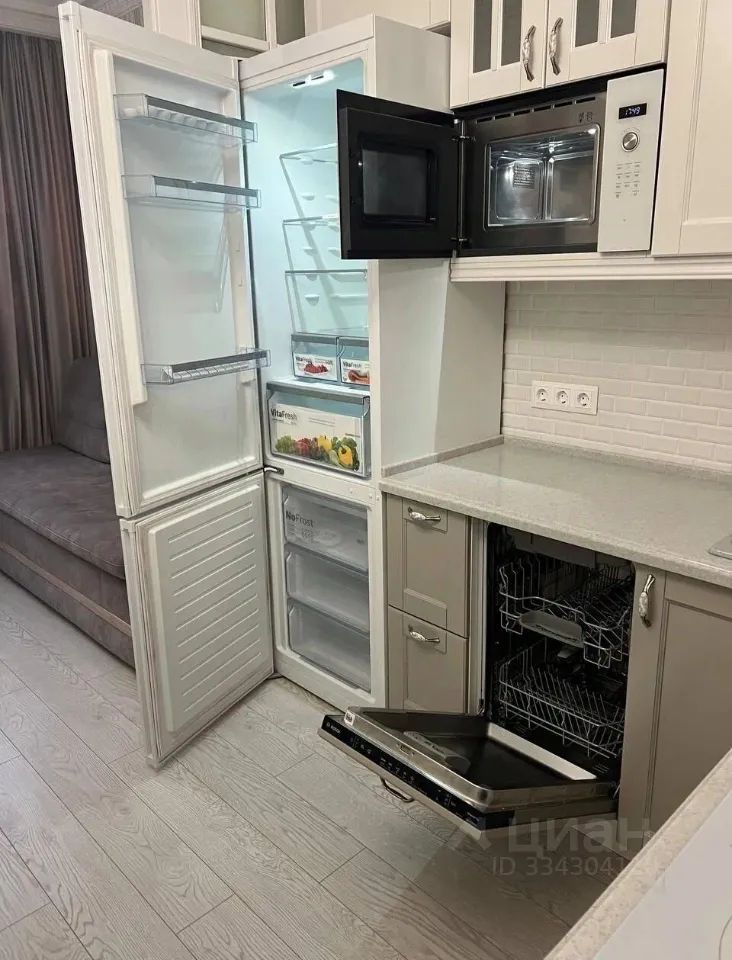 m. Molzhaninovo: Apartment, 2-rooms