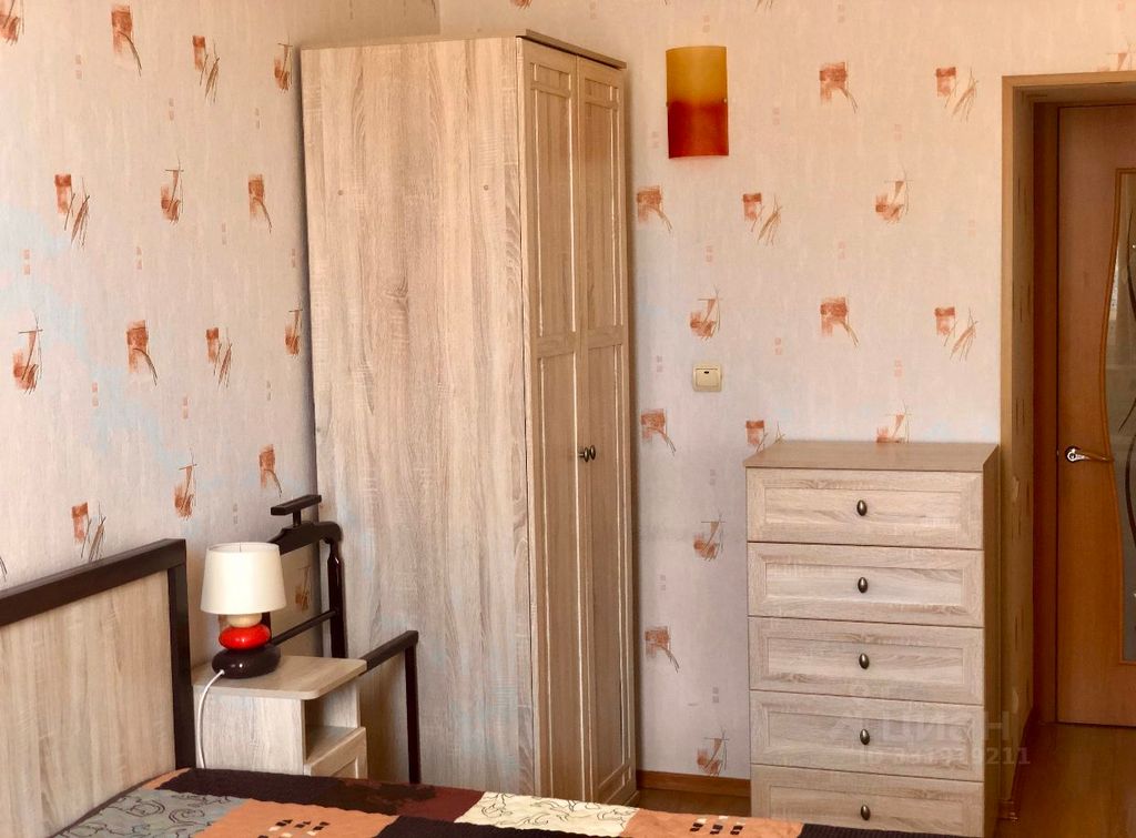 m. Kropotkinskaya: Apartment, 2-rooms