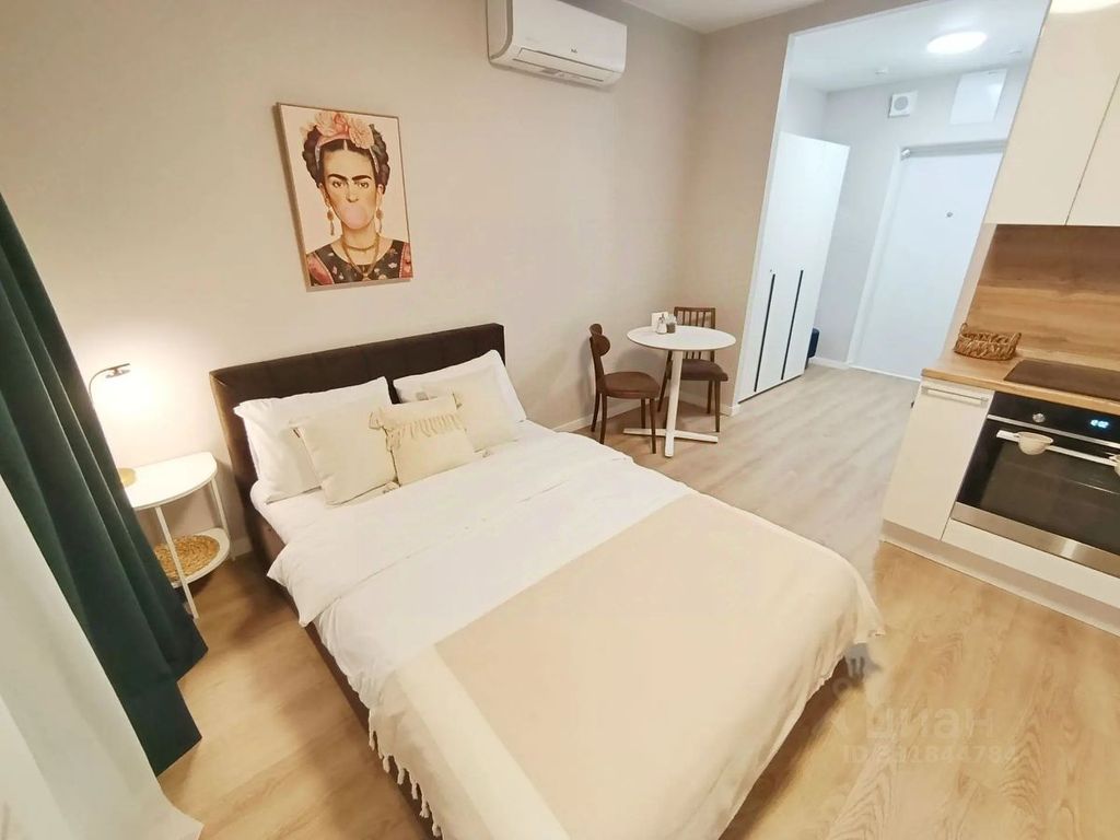 m. Vodniki: Apartment, studio
