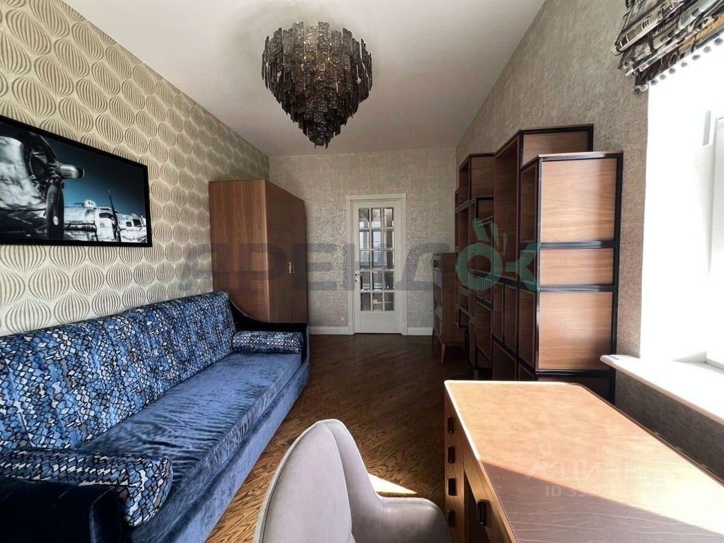 m. Narodnoe Opolchenie: Apartment, 3-rooms
