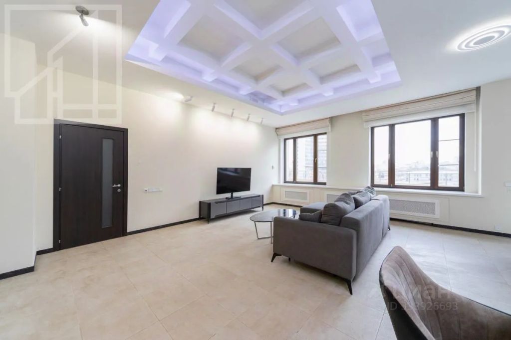 m. Smolenskaya: Apartment, 4-rooms