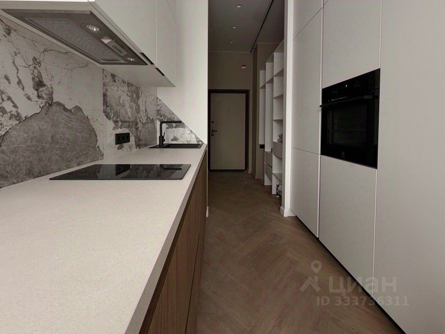 m. ZIL: Apartment, 1-rooms