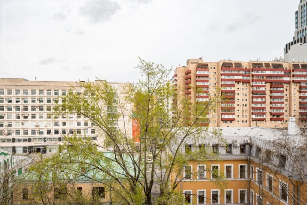 m. Novoslobodskaya: Apartment, 5-rooms