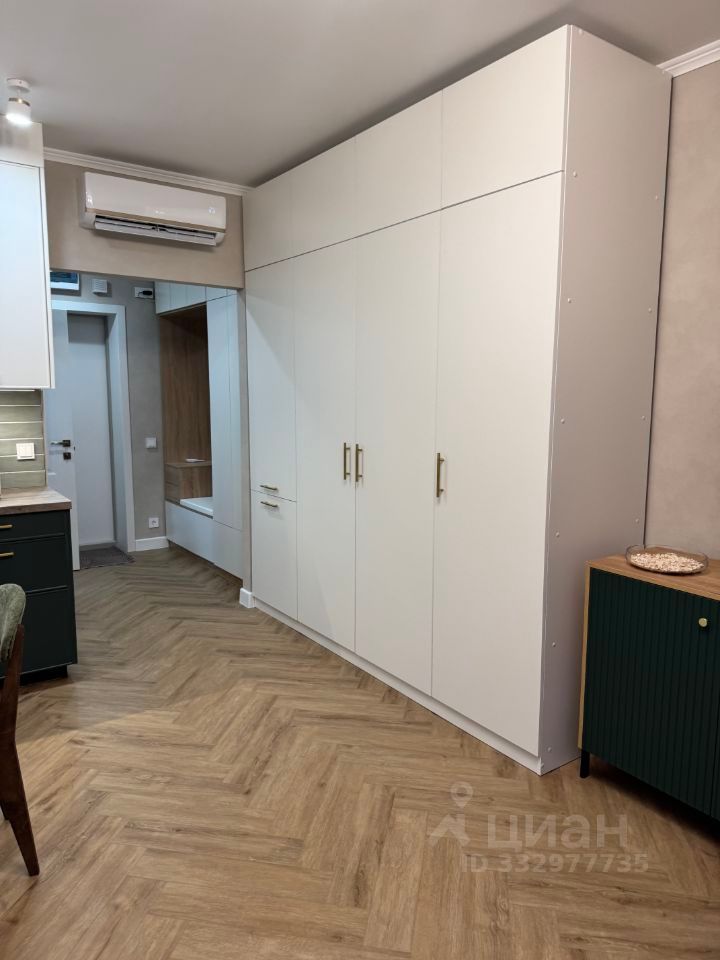 m. Park Pobedy: Apartment, studio