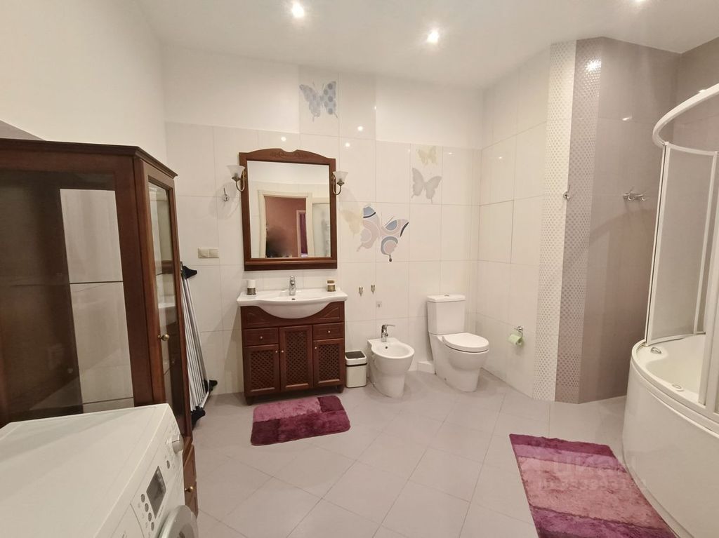 m. Oktyabrskoe pole: Apartment, 2-rooms