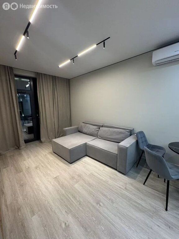 m. Tekhnopark: Apartment, 2-rooms