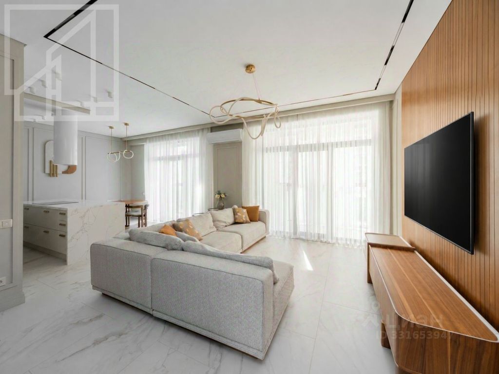 m. Aminyevskaya: Apartment, 3-rooms
