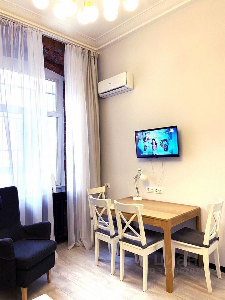 m. Mayakovskaya: Apartment, 2-rooms