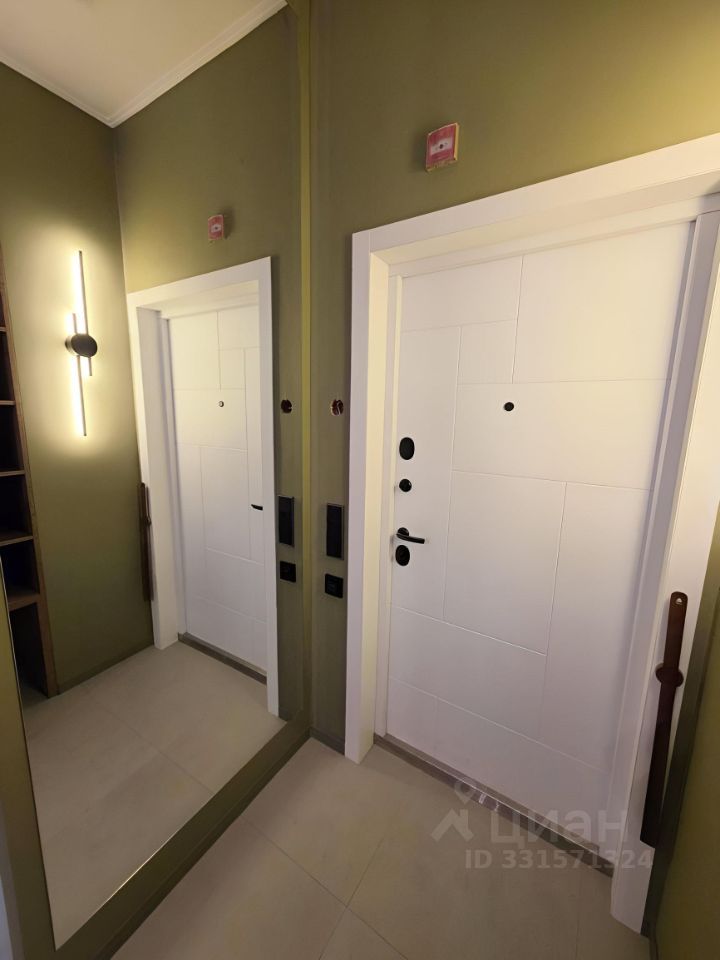 m. Khoroshevskaya: Apartment, studio