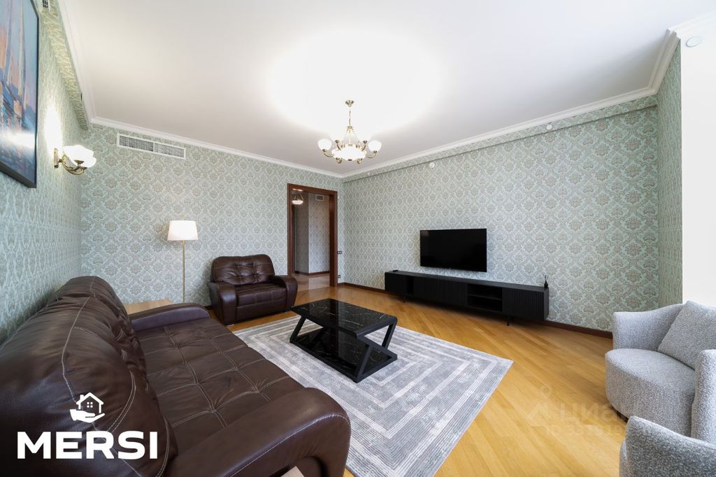 m. Sokolniki: Apartment, 3-rooms