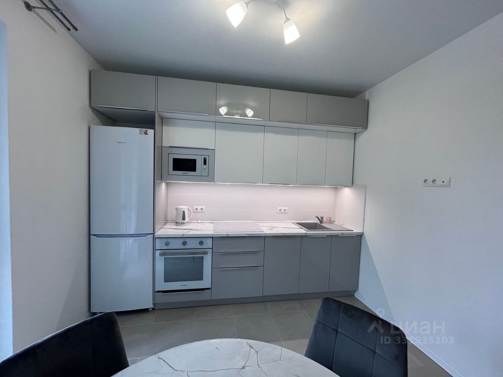 m. Lyublino: Apartment, 1-rooms