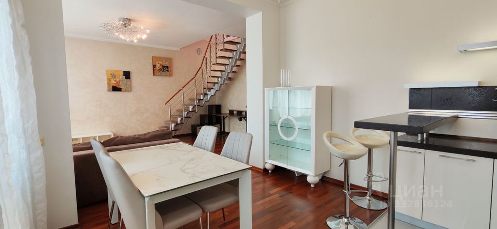 m. Peredelkino: Apartment, 2-rooms
