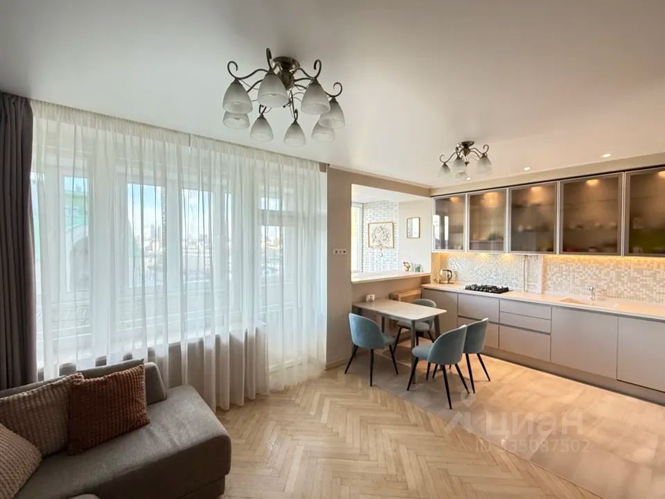 m. Barrikadnaya: Apartment, 2-rooms