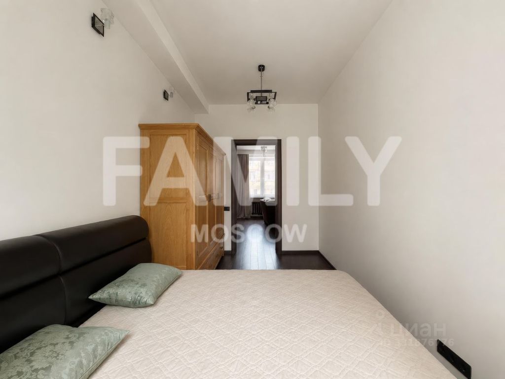 m. Mayakovskaya: Apartment, 2-rooms