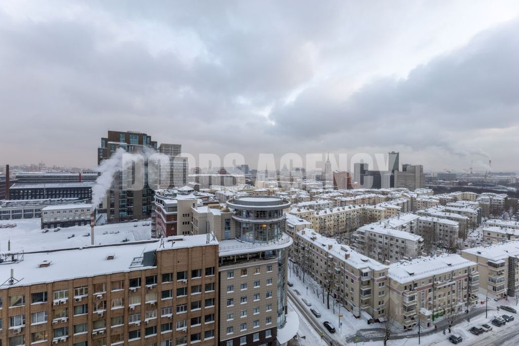 m. Ulitsa 1905 goda: Apartment, 2-rooms