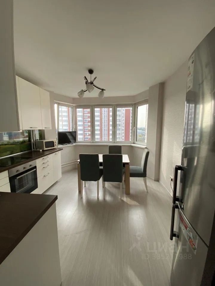 m. Kuchino: Apartment, 2-rooms