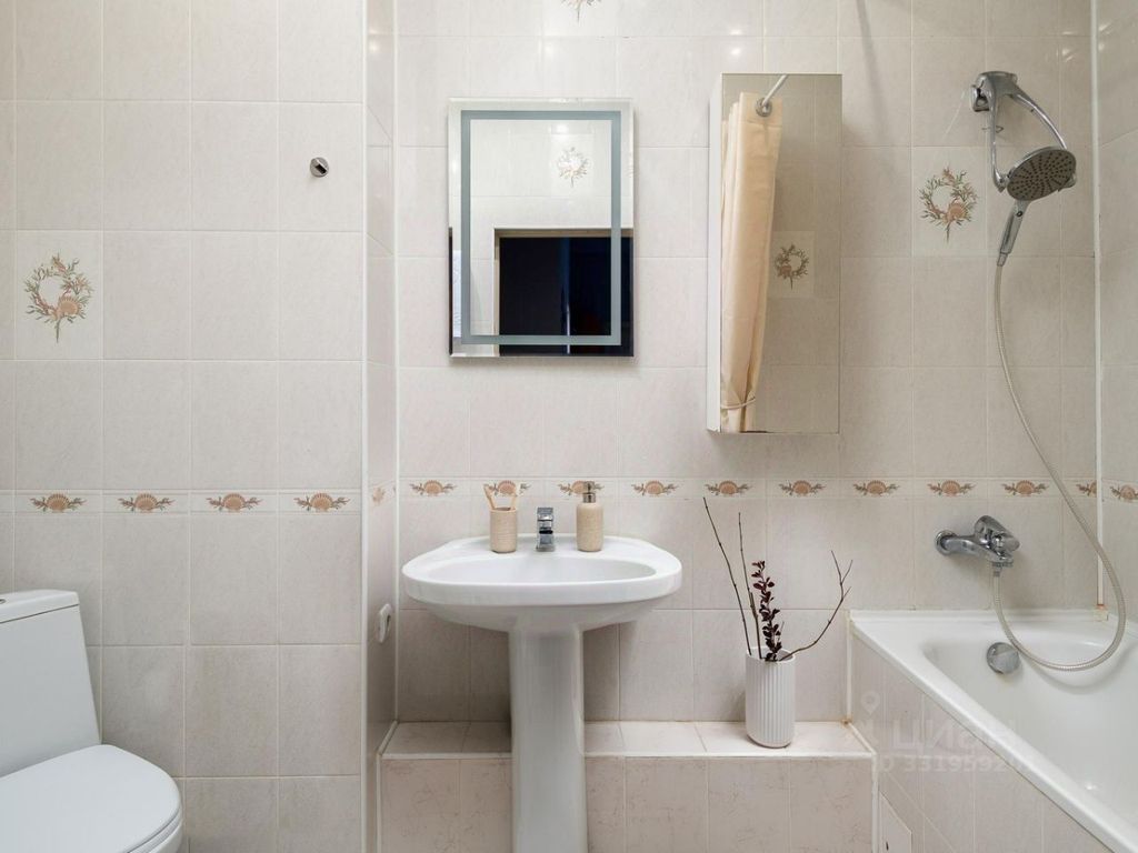 m. Tverskaya: Apartment, 2-rooms