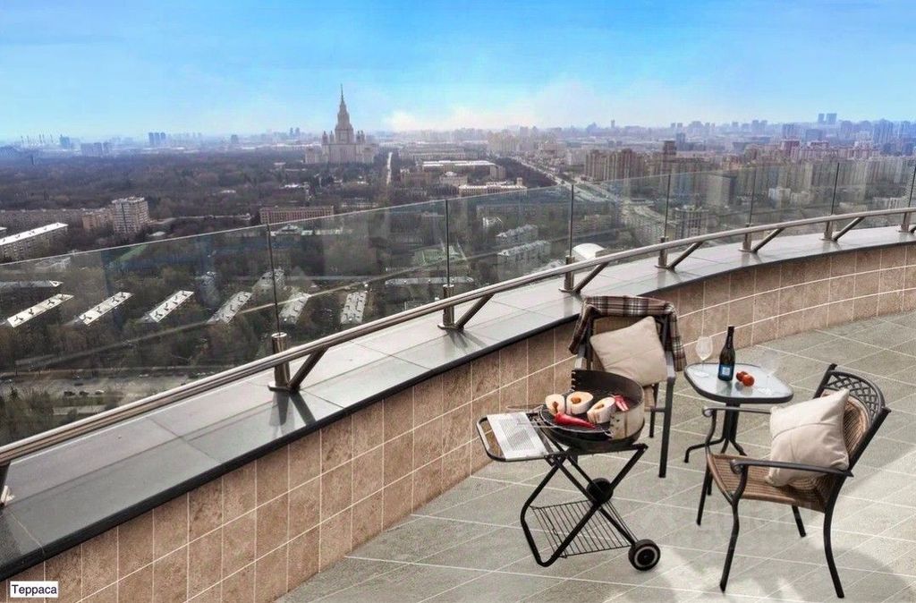 m. Minskaya: Apartment, 6-rooms