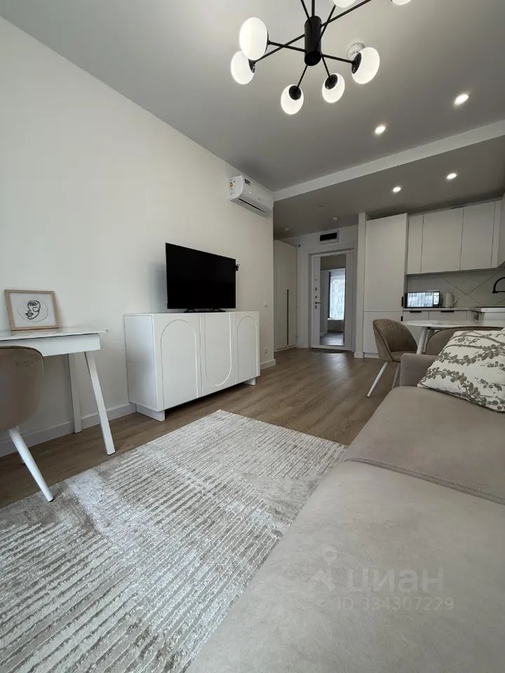 m. Aminyevskaya: Apartment, 1-rooms