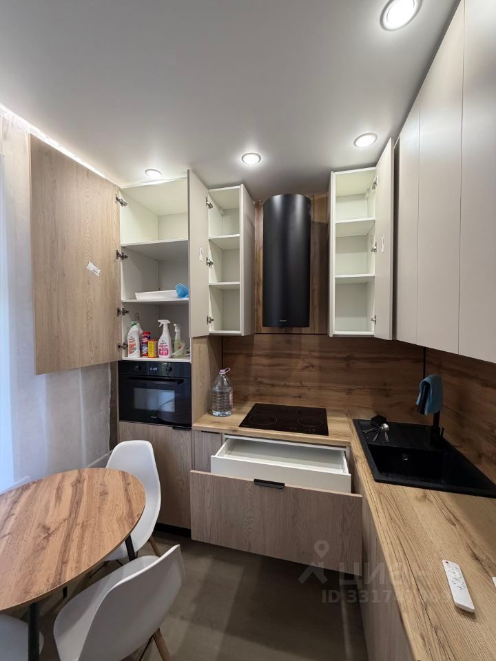 m. Opalikha: Apartment, 2-rooms