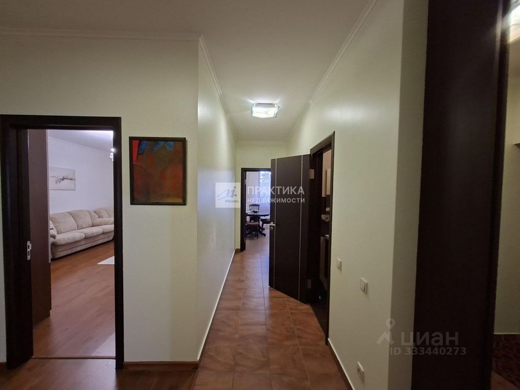 m. Ploschad Gagarina: Apartment, 2-rooms