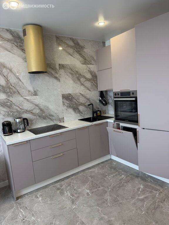 m. Vodniki: Apartment, studio