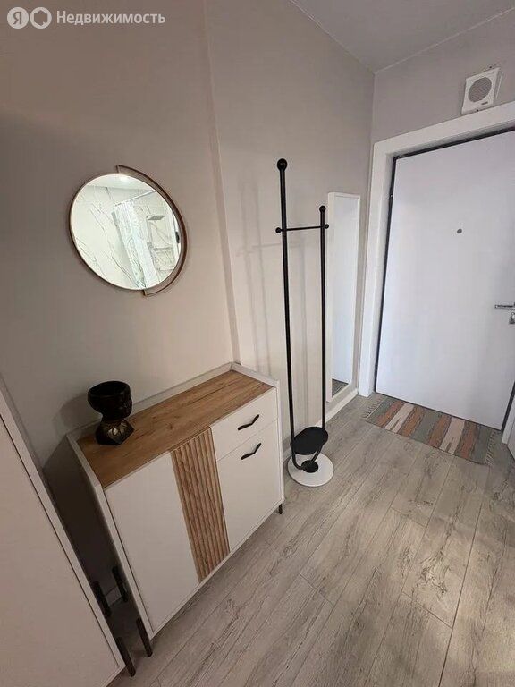 m. Strogino: Apartment, 2-rooms