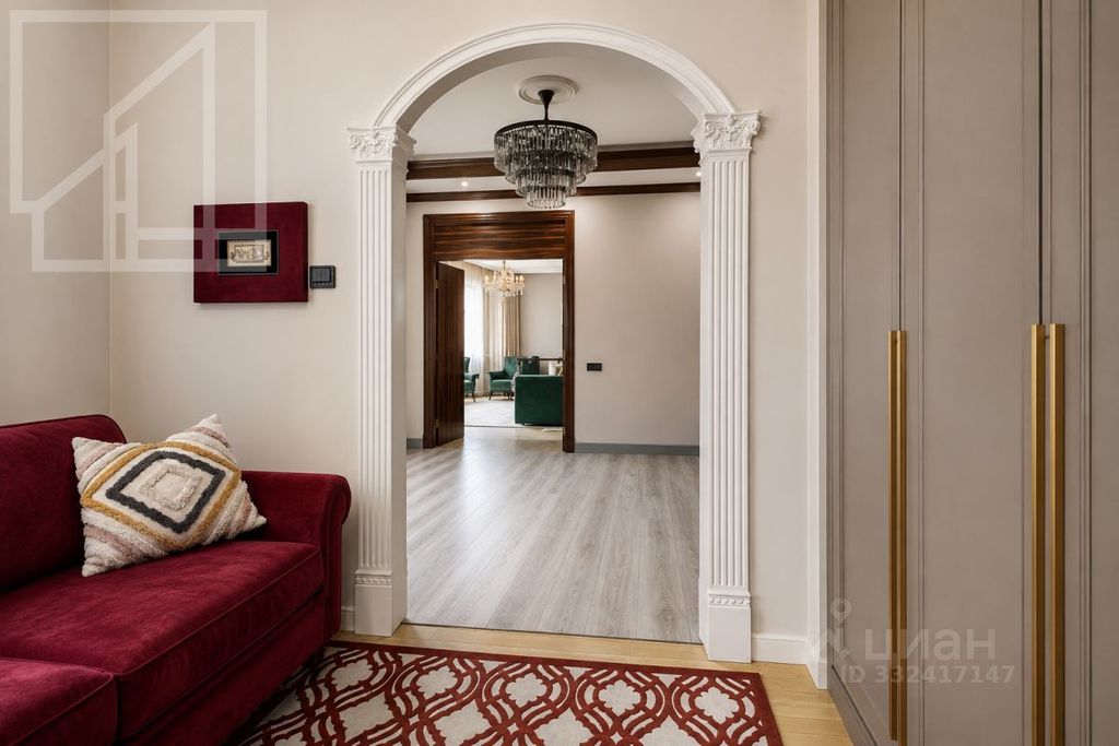 m. Kropotkinskaya: Apartment, 5-rooms