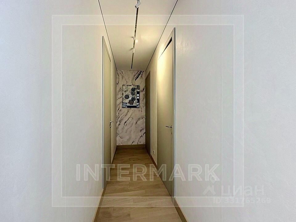 m. Novokuznetskaya: Apartment, 4-rooms