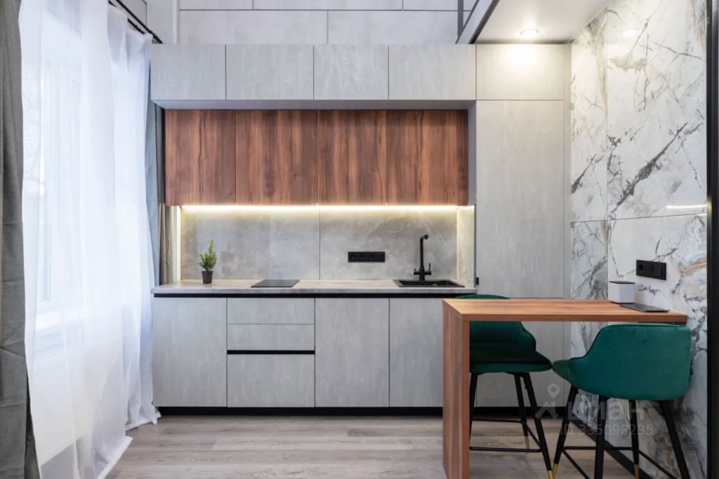 m. Nagornaya: Apartment, studio