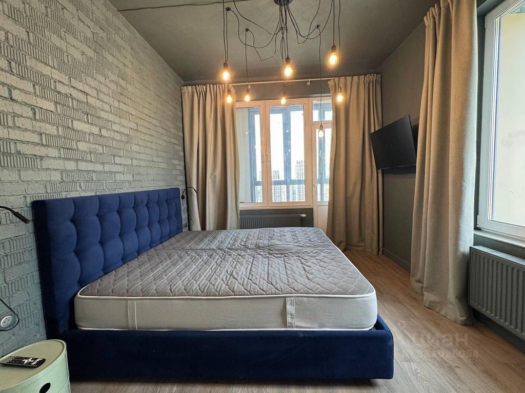 m. Ulitsa Milashenkova: Apartment, 2-rooms