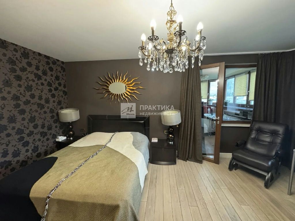m. Ulitsa 1905 goda: Apartment, 3-rooms