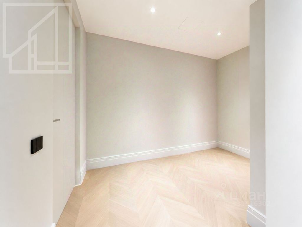 m. Park Pobedy: Apartment, 6-rooms