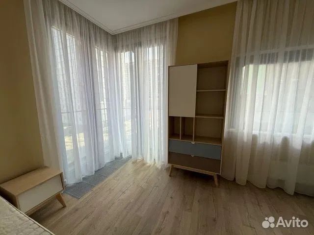 m. ZIL: Apartment, 3-rooms