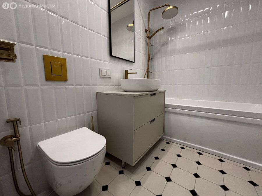 m. Ulitsa 1905 goda: Apartment, 2-rooms