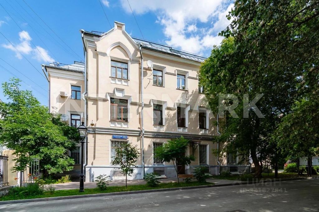 m. Kitay-gorod: Apartment, 4-rooms