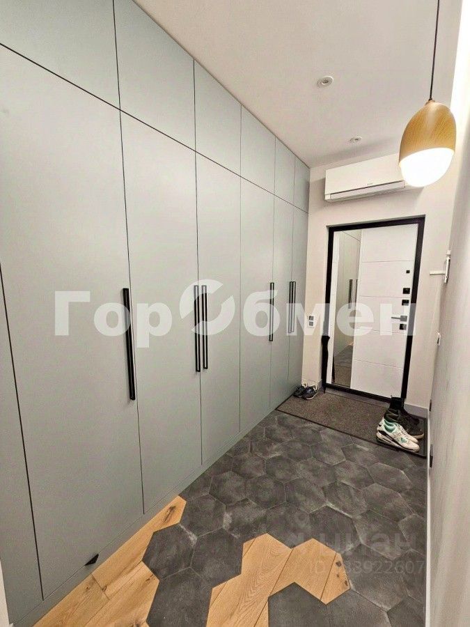 m. Oktyabrskoe pole: Apartment, 2-rooms