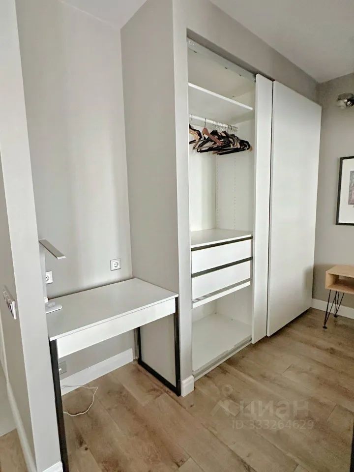 m. Nemchinovka: Apartment, studio