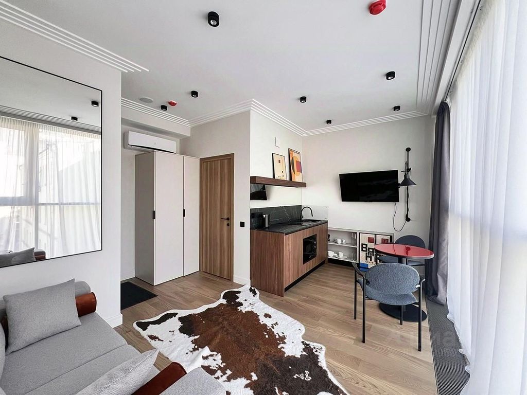 m. Mayakovskaya: Apartment, studio