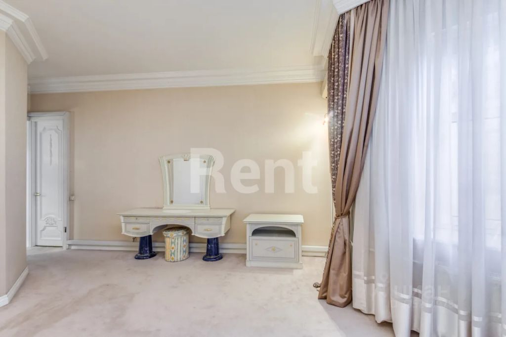m. Tretyakovskaya: Apartment, 2-rooms