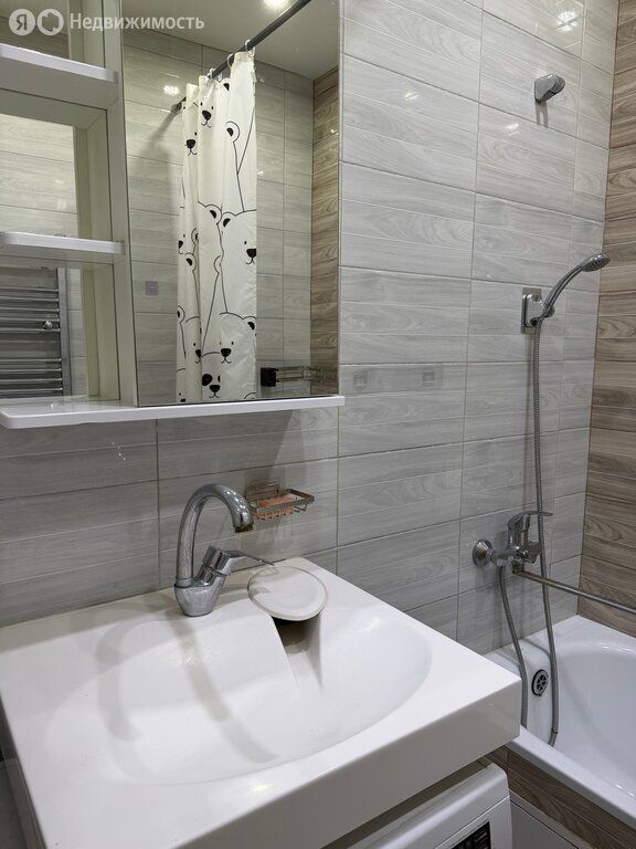 m. Ilyinskaya: Apartment, 3-rooms