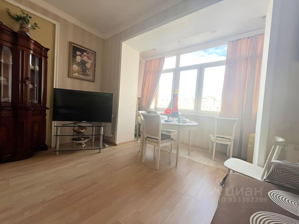 m. Smolenskaya: Apartment, 2-rooms