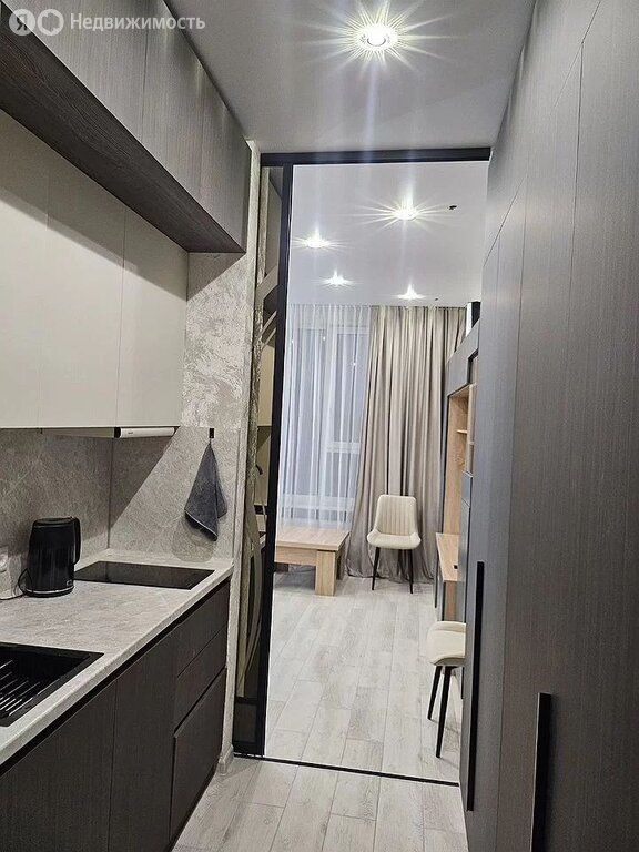 m. Moskva Tovarnaya: Apartment, studio