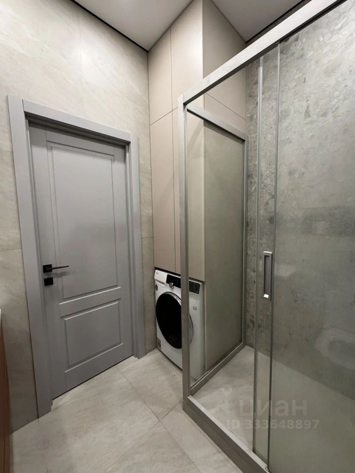 m. ZIL: Apartment, studio