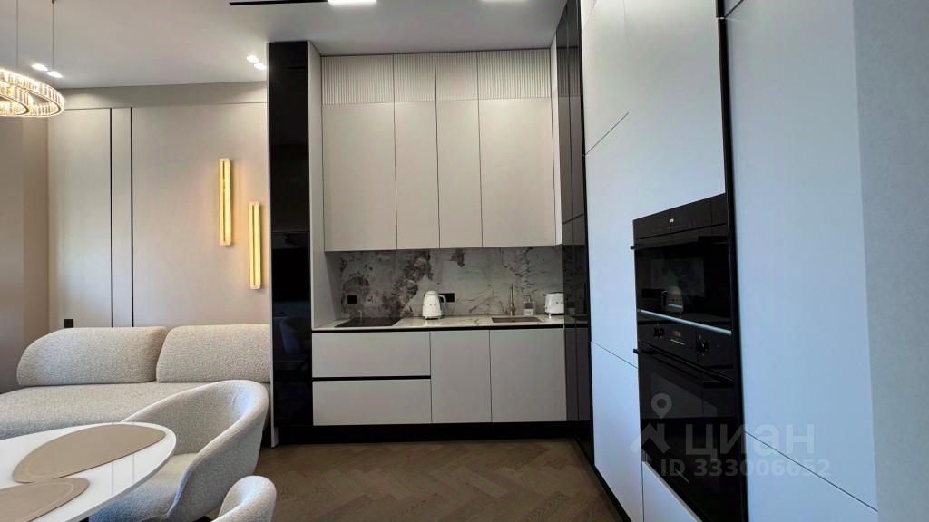 m. Oktyabrskoe pole: Apartment, 2-rooms