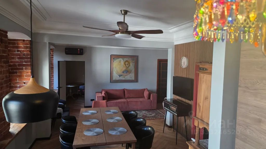 m. Tsvetnoy bulvar: Apartment, 2-rooms