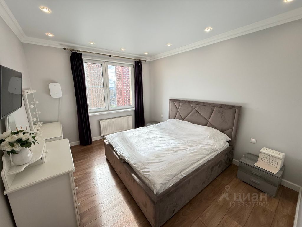 m. Aminyevskaya: Apartment, 2-rooms