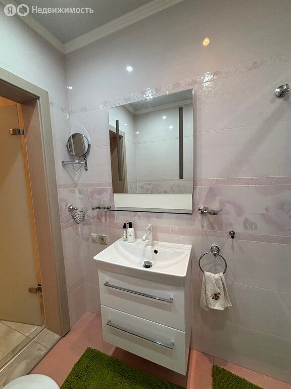 m. Sportivnaya: Apartment, 3-rooms