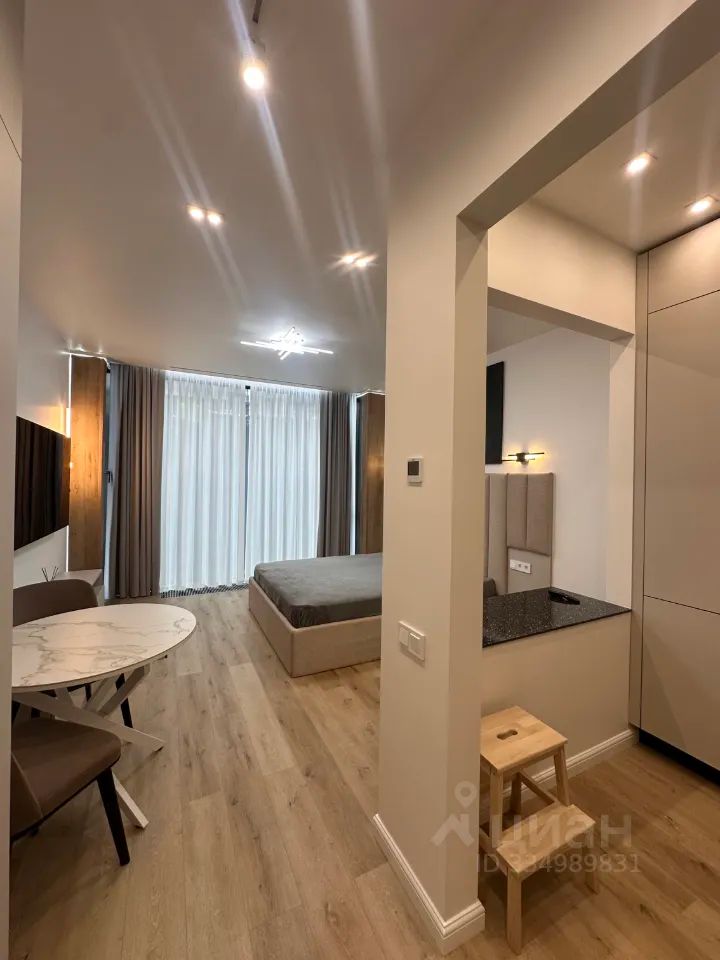 m. Leninsky prospekt: Apartment, studio