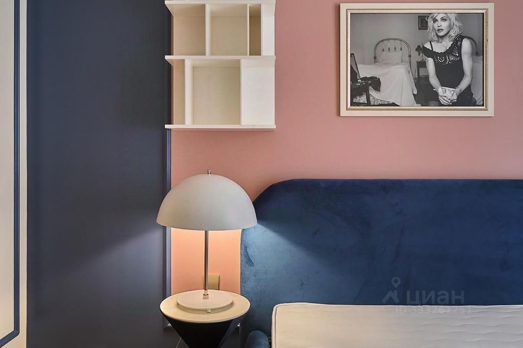 m. Smolenskaya: Apartment, 3-rooms